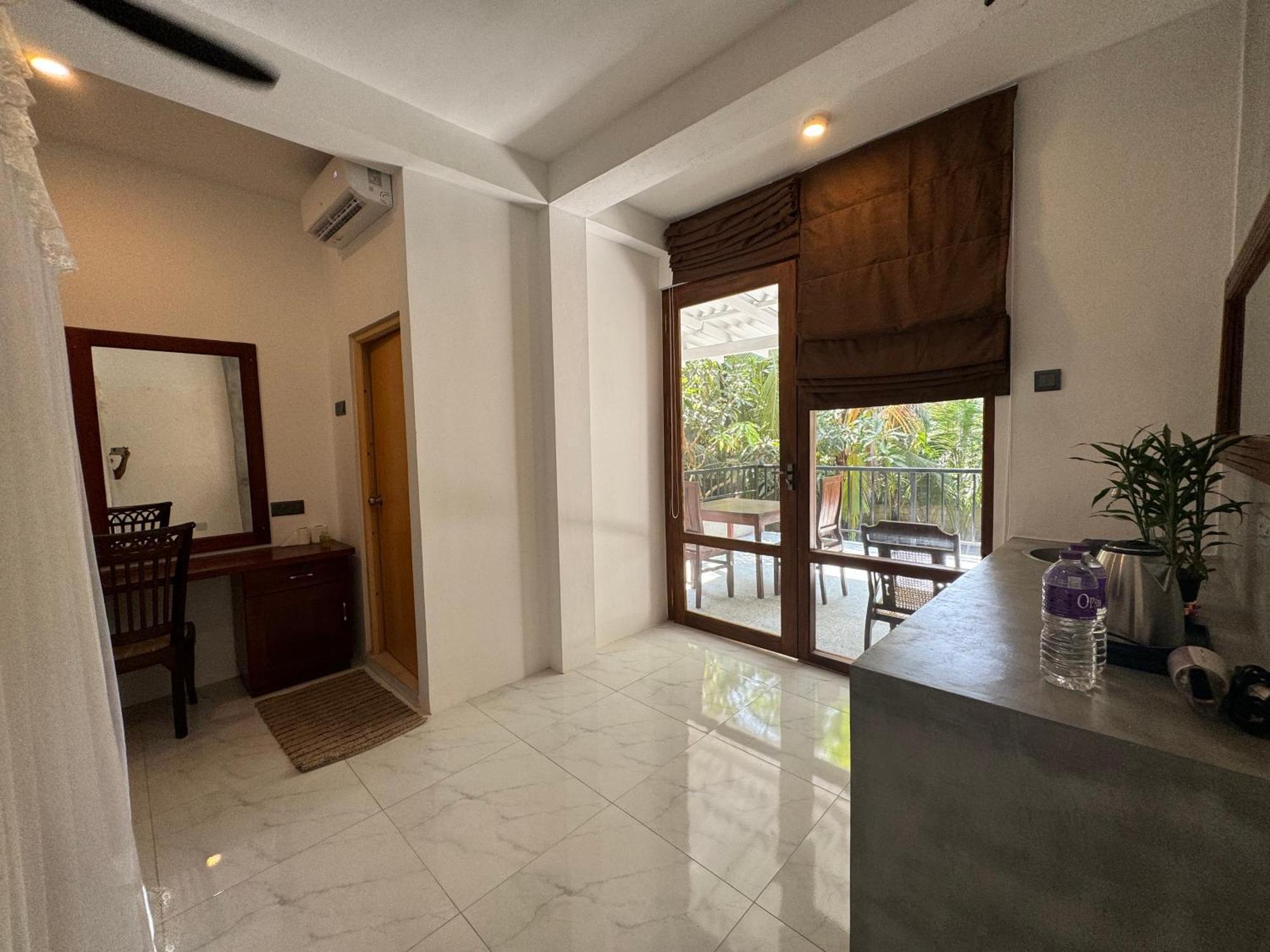Brinkhouse Guesthouse , Unawatuna Beach Bagian luar foto