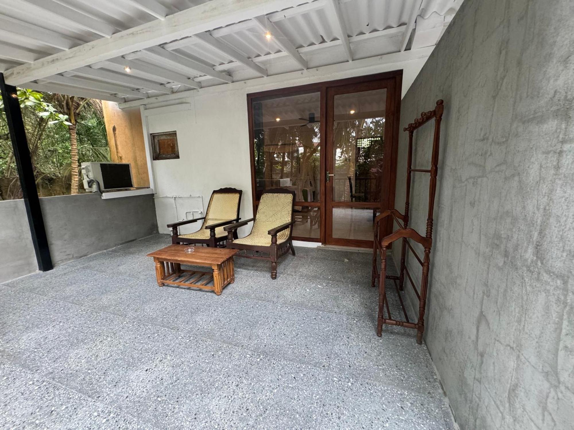 Brinkhouse Guesthouse , Unawatuna Beach Bagian luar foto